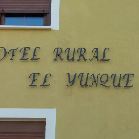 Rural El Yunque 3*